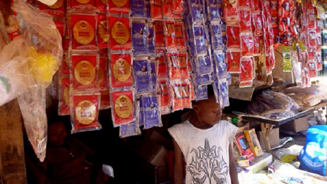Cameroon: Inter-ministerial meeting evaluates the ban on the sale of sachet whisky