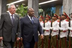 Ali Bongo Cuba: Ali Bongo meets Raúl Castro Ruz