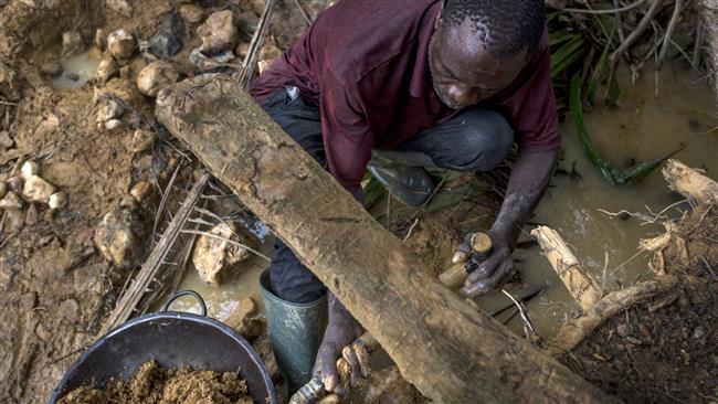 Ghana: 14 miners missing in collapsed mine