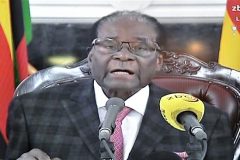 Zimbabwe: Mugabe defies demands to quit as President