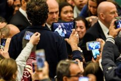 Pope Francis says “lift up our hearts doesn’t mean lift up our mobile phones to take photographs”