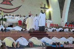 On Christmas, Cameroonians Pray for Peace