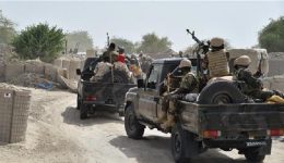 Niger’s government mobilises troops as gunfire reported near presidential palace