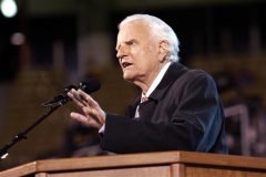 Influential US evangelical preacher Billy Graham dies at 99