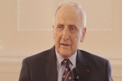 Former US Diplomat tells French Cameroun’s Biya: Step down!