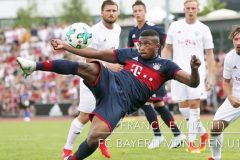 Franck Evina Bayern Munich hand Cameroonian-born Franck Evina professional contract