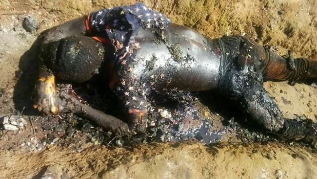 Southern Cameroons Crisis: French Cameroun soldiers burn down Bekora village