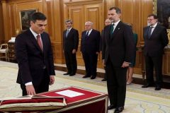 Spain’s new leader appoints cabinet with majority of women