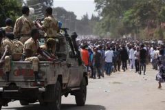 Ethiopia’s violence kills civilians, displaces thousands