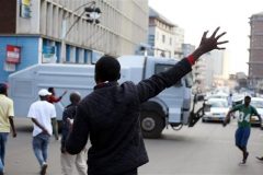 Zimbabwe opposition angry with delay of poll results