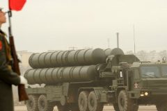 Russia vows to provide Syria with S-300 missile defence system