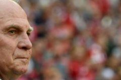Bayern Munich: President Hoeness ramps up pressure on misfiring stars