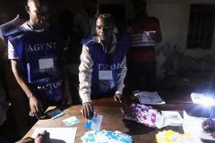 Congo Kinshasa’s ruling coalition, opposition both claim to win chaotic election