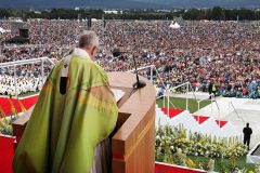 The Holy Father Pope Francis announces Japan visit in November