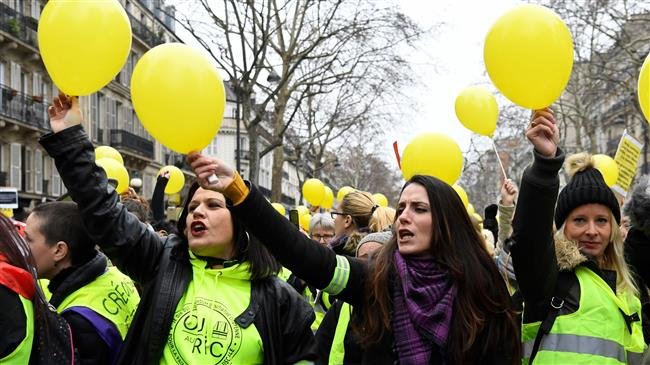 France: Yellow Vests take to streets for Act 16 of protests