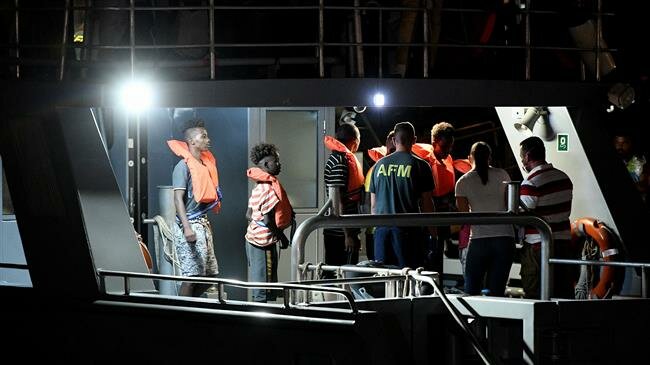 150 refugees feared drowned in shipwreck off Libya