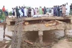 Biya regime says 7 killed in bridge collapse