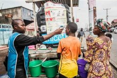 Rwanda closes border with Ebola-hit DRC
