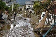 Japan: Death toll from typhoon climbs to 66