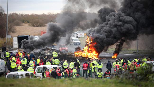 France: Macron fails to settle pension standoff with unions, strikes continue