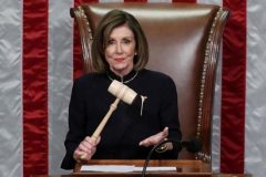 US House Democrats push for impeachment as Republican support remains uncertain