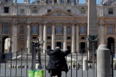 Italy records 683 coronavirus deaths in a day