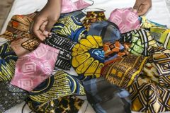 French Cameroun Politics: Six opposition figures arrested for distributing face masks