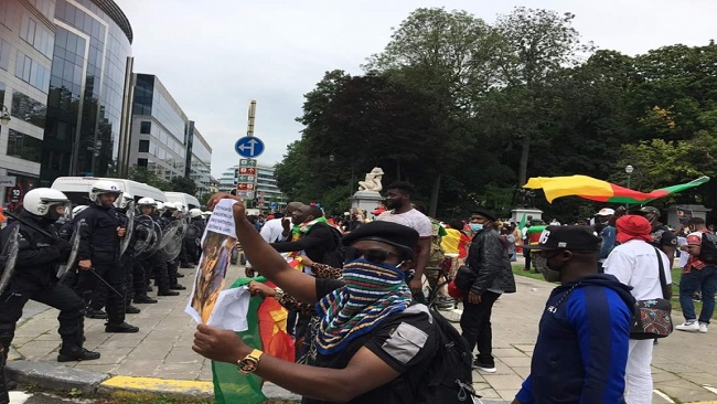 Anti Biya protest in Brussels Brussels: Belgian police fire tear gas at anti Biya protesters