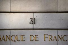 Thieves make off with 9 million euros in armed France cash heist