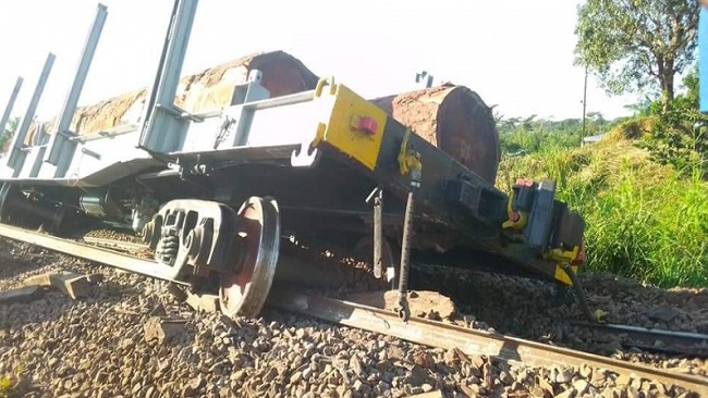 French Cameroun: Goods train derail in Eseka