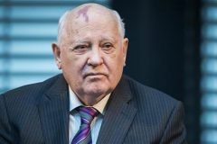 Moscow: Gorbachev urges talks to ‘avoid nuclear war’ as US bombers fly over Russian navy