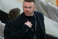 Football: Rooney pledges to stay with troubled Derby