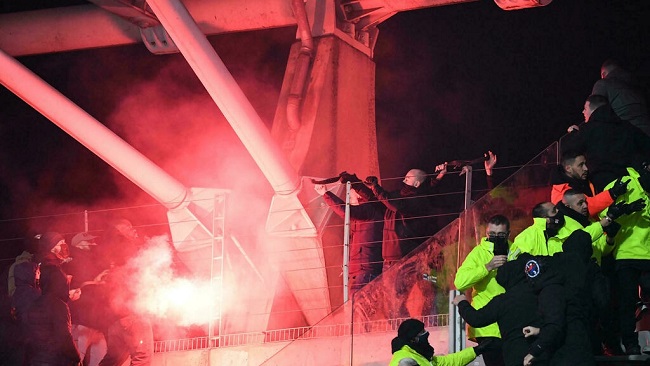 Football: French Cup match abandoned after crowd storm pitch