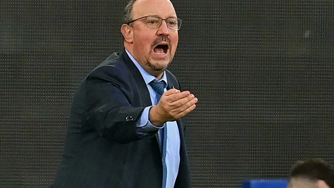 Premier League: Benitez sacked as Everton manager