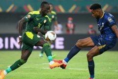 Africa Cup of Nations: Mane ends goal drought as Senegal overcome nine-man Cape Verde
