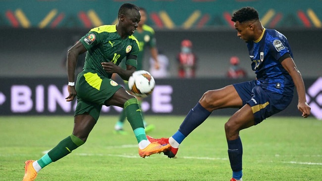 Africa Cup of Nations: Mane ends goal drought as Senegal overcome nine-man Cape Verde