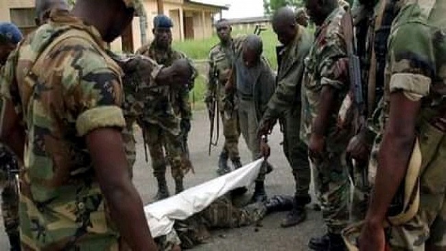 Amba fighters chopped off Francophone soldier’s head and used his gun to injure 2 others