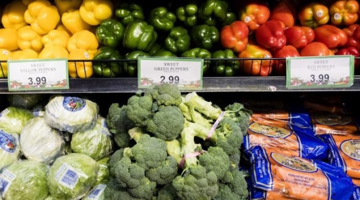Cameroon’s inflation slowing down, but rising food prices threaten the trend
