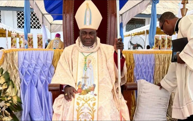 Bishop Abangalo pledges to give hope to conflict-hit Mamfe diocese