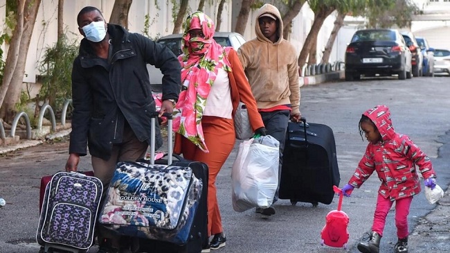 Hundreds of West African migrants flee Tunisia after President Saied’s controversial crackdown