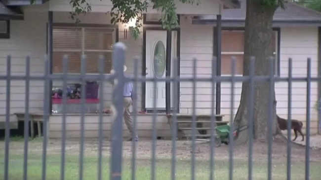 US: Gunman kills five, including child, at Texas home