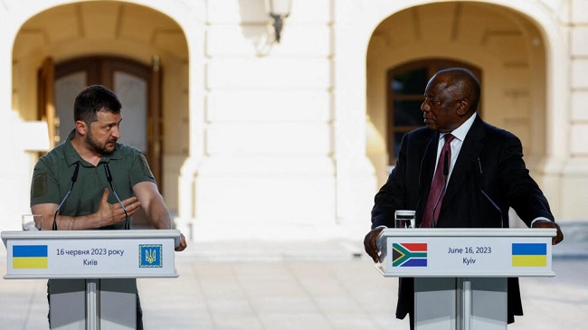 South Africa president urges Russia and Ukraine to de-escalate