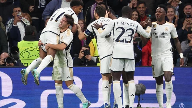 Football: Real Madrid, Bayern qualify for Champions League last 16, Man Utd stunned