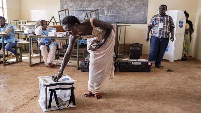 Congo-Kinshasa awaits results after chaotic vote