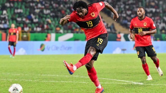 Angola beat Burkina Faso to top AFCON group