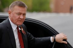 Russia: minister sacked by President Putin found dead