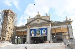 Will Fr. Paul Verdzekov recognize the refurbished and rededicated Cathedral in Bamenda were he to return today?