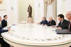 Putin with US delegation President Putin warns Europe Russia will respond instantly to any aggression