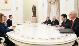 President Putin warns Europe Russia will respond instantly to any aggression