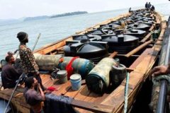 Limbe: Navy seizes 232,500 liters of illicit fuel in two weeks